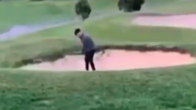 Golf fans react as golfer gives girlfriend NASTY BRUISE after a bad bunker shot!